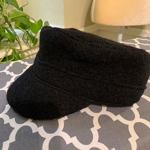 NWOT Women's Black Cabbie Hat